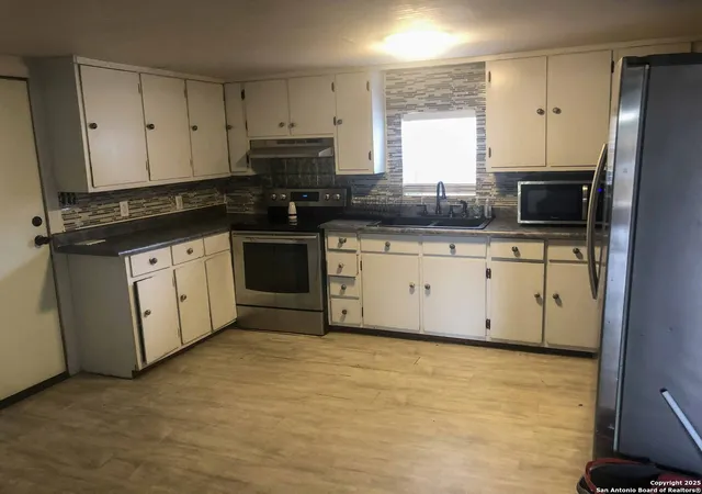 Photo 4 of Single family home for sale at 8513 Pecan, Tuleta, TX 78162 | MLS# 1924399 | Listing updated on 2025-12-05