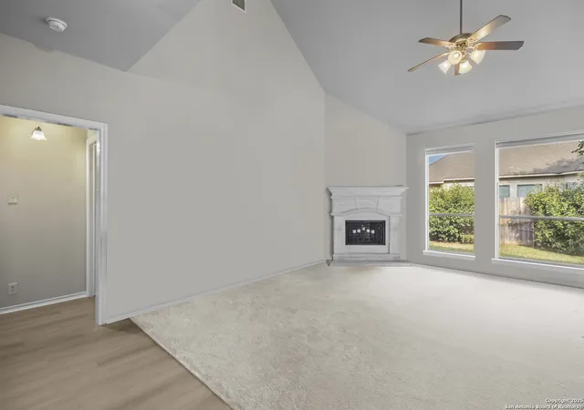 Photo 4 of Single family home for sale at 2985 Prairie, Seguin, TX 78155 | MLS# 1924402 | Listing updated on 2026-05-04