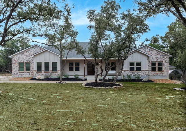 Photo 1 of Sale Pending at 3760 Ridgeway Dr, San Antonio, TX 78259 | MLS# 1924413 | Listing updated on 2025-12-26