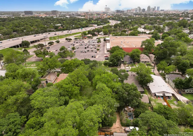 3rd image of 539 E Huisache, San Antonio, TX 78212 | MLS# 1924428