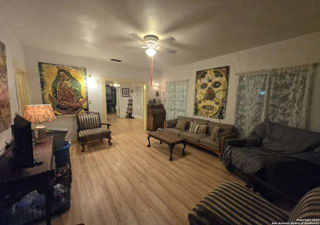 3rd image of 1806 Santa Anna St, San Antonio, TX 78201 | MLS# 1924506