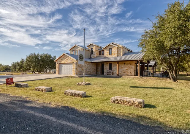 4th image of 236 Tequila Sunrise, Concan, TX 78838 | MLS# 1924612