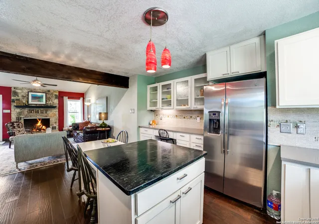 Photo 4 of Sale Pending at 20892 Bluehill Pass, Helotes, TX 78023 | MLS# 1924637 | Listing updated on 2026-04-27