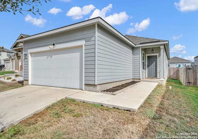 Homes for sale in St. Hedwig, TX | 5144 Morning Graze, St. Hedwig, TX 78152 | MLS# 1924638
