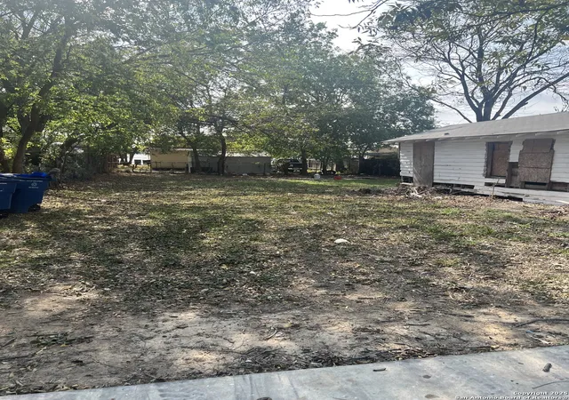 Photo 3 of Land for sale at 136 Alabama, San Antonio, TX 78203 | MLS# 1924645 | Listing updated on 2025-12-03