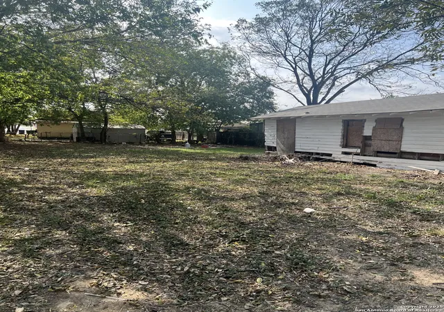 Photo 4 of Land for sale at 136 Alabama, San Antonio, TX 78203 | MLS# 1924645 | Listing updated on 2025-12-03