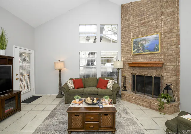 Photo 3 of Single family home for sale at 9536 W Dover Ridge, San Antonio, TX 78250 | MLS# 1924661 | Listing updated on 2026-03-07
