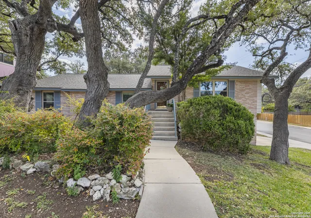 Photo 3 of Sale Pending at 630 Patricia, San Antonio, TX 78216 | MLS# 1924670 | Listing updated on 2026-01-26