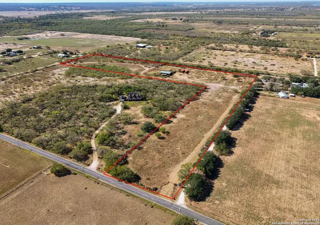Photo 1 of Sale Pending at 416 County Rd 125, Elmendorf, TX 78112 | MLS# 1924684 | Listing updated on 2026-01-06