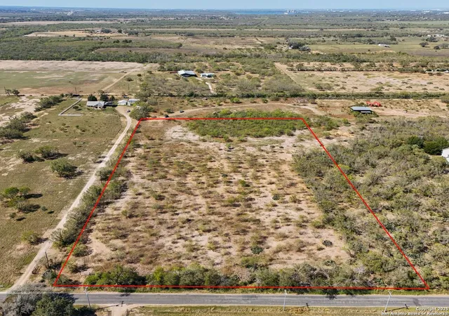 Photo 1 of Sale Pending at 632 County Rd 125, Elmendorf, TX 78112 | MLS# 1924688 | Listing updated on 2026-01-08