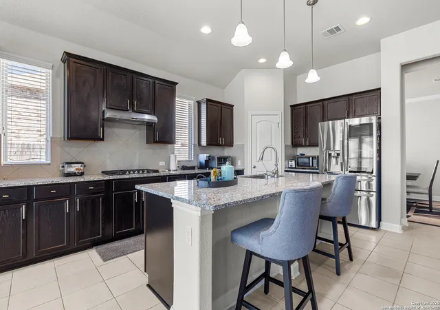 Photo 3 of Single family home for sale at 5117 Arrow Ridge, Marion, TX 78124 | MLS# 1924689 | Listing updated on 2026-08-14