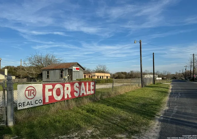 Photo 4 of Land for sale at 119 Ebner, Boerne, TX 78006 | MLS# 1924696 | Listing updated on 2026-04-06