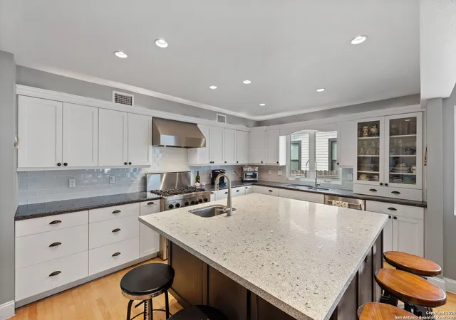 5th image of 135 Blue Bonnet Blvd, Alamo Heights, TX 78209 | MLS# 1924734