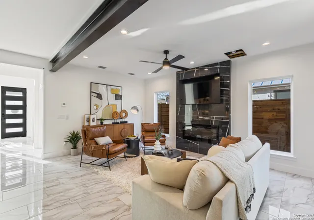 5th image of 108 Dowdy St, San Antonio, TX 78204 | MLS# 1924751