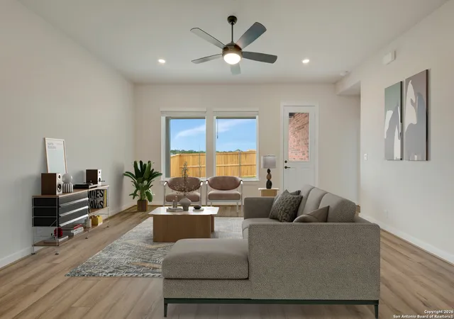 4th image of 135 Permila, New Braunfels, TX 78130 | MLS# 1924786