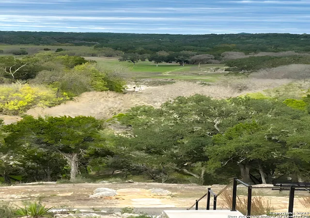 Photo 21 of Single family home for sale at 1742 Paradise Pkwy, Canyon Lake, TX 78133 | MLS# 1924827 | Listing updated on 2026-09-11