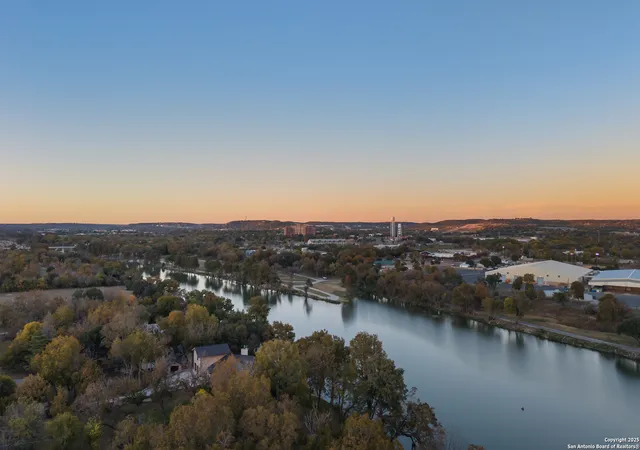 Photo 4 of House for sale at 2650 Bandera Hwy E, Kerrville, TX 78028 | MLS# 1924876 | Listing updated on 2026-08-31