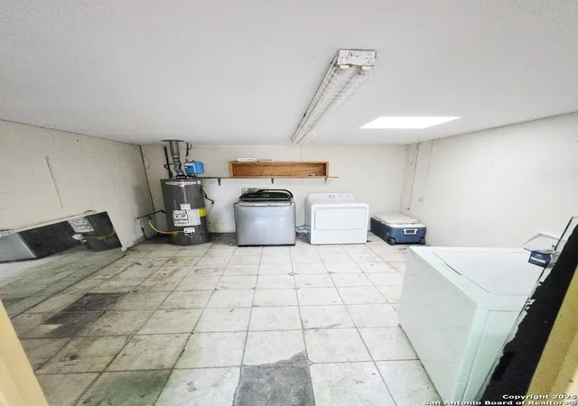Photo 3 of Single family home for sale at 167 Jo Marie, San Antonio, TX 78222 | MLS# 1924951 | Listing updated on 2025-12-05