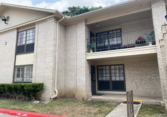 Photo 2 of Condo for sale at 165 W Rampart #205, San Antonio, TX 78216 | MLS# 1924964 | Listing updated on 2026-05-02