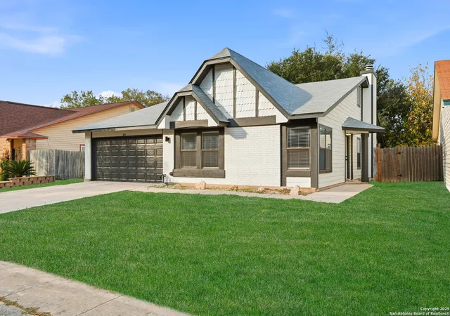 Photo 2 of Sale Pending at 6914 Country Dawn, San Antonio, TX 78240 | MLS# 1925034 | Listing updated on 2025-12-05