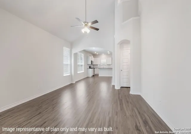 Photo 4 of Sale Pending at 20911 Stonework Spur, San Antonio, TX 78266 | MLS# 1925040 | Listing updated on 2026-02-19