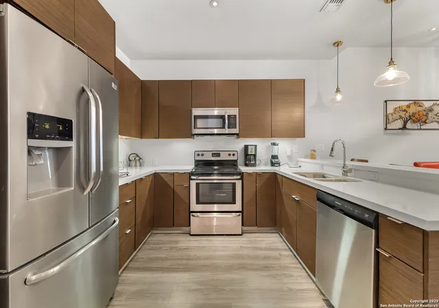 Photo 3 of Condo for sale at 17902 La Cantera Pkwy #505, San Antonio, TX 78257 | MLS# 1925045 | Listing updated on 2026-05-27