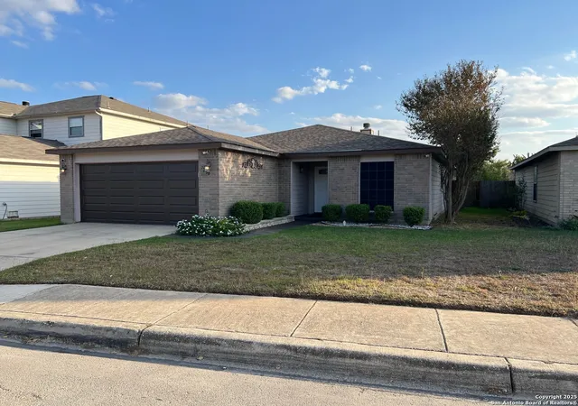 Photo 3 of Single family home for sale at 7230 Carriage Fern, San Antonio, TX 78249 | MLS# 1925053 | Listing updated on 2026-01-25