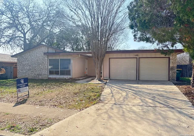 Photo 1 of Sale Pending at 538 Shin Oak, Live Oak, TX 78233 | MLS# 1925074 | Listing updated on 2026-03-31