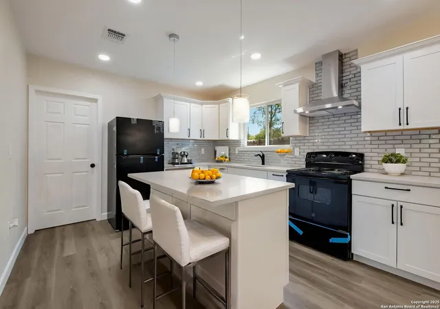 Photo 3 of Sale Pending at 1918 Brunswick, San Antonio, TX 78211 | MLS# 1925129 | Listing updated on 2026-02-17