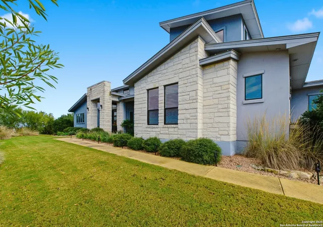 Photo 2 of Sale Pending at 10112 Kendall, San Antonio, TX 78255 | MLS# 1925143 | Listing updated on 2026-03-04