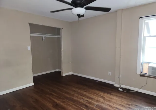 Photo 3 of Single family home for sale at 3319 Salinas, San Antonio, TX 78207 | MLS# 1925146 | Listing updated on 2026-01-22