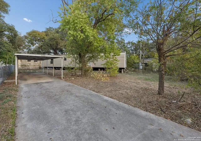 Photo 2 of Sale Pending at 25006 Ada Mae, San Antonio, TX 78257 | MLS# 1925227 | Listing updated on 2026-01-27