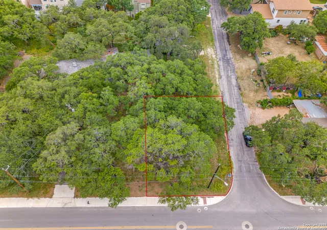 Photo 3 of Single family home for sale at 11807 Orsinger Lane, San Antonio, TX 78230 | MLS# 1925240 | Listing updated on 2025-12-29