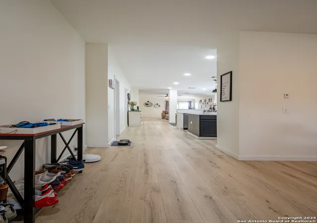 3rd image of 13211 Regency Frst, San Antonio, TX 78249 | MLS# 1925253