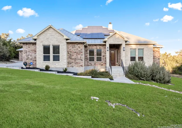 Photo 2 of Sale Pending at 1015 Broken Spoke, Canyon Lake, TX 78133 | MLS# 1925289 | Listing updated on 2025-12-22