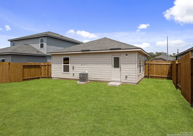 Photo 3 of Single family home for sale at 15203 Roebuck Canyon, Von Ormy, TX 78073 | MLS# 1925292 | Listing updated on 2026-02-17