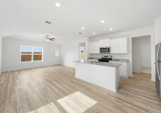 Photo 4 of Single family home for sale at 15215 Roebuck Canyon, Von Ormy, TX 78073 | MLS# 1925298 | Listing updated on 2025-12-07