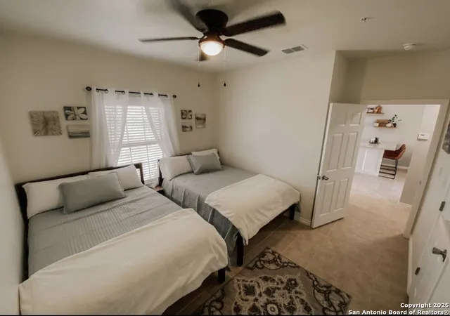 2nd image of 391 S Riverside Dr, Eagle Pass, TX 78852