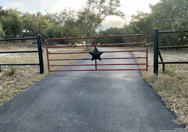2nd image of 1524 Freshwater, Bulverde, TX 78163 | MLS# 1925323