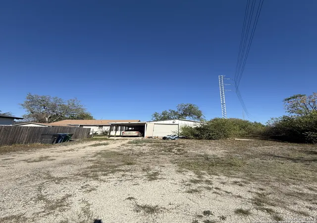 7th image of 736 Fulton, San Antonio, TX 78212 | MLS# 1925331