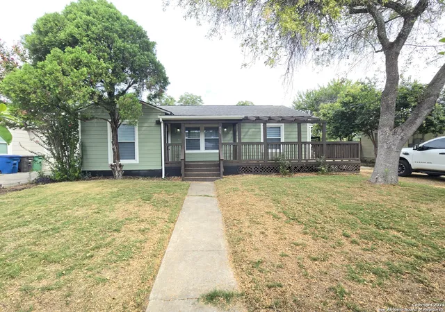 3rd image of 527 Meadowlane, San Antonio, TX 78209 | MLS# 1925365