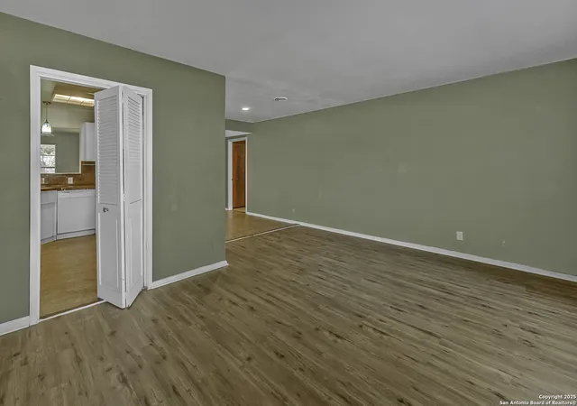 Photo 4 of Single family home for sale at 114 Goodhue, San Antonio, TX 78218 | MLS# 1925387 | Listing updated on 2026-06-01