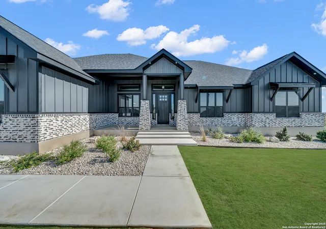 2nd image of 111 Sunset Dr, Cibolo, TX 78108 | MLS# 1925397