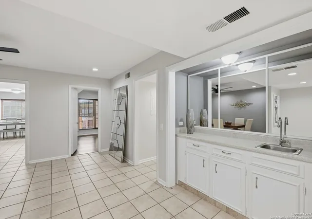 Photo 4 of Condo for sale at 7500 Callaghan #APT 337, San Antonio, TX 78229 | MLS# 1925461 | Listing updated on 2026-07-27
