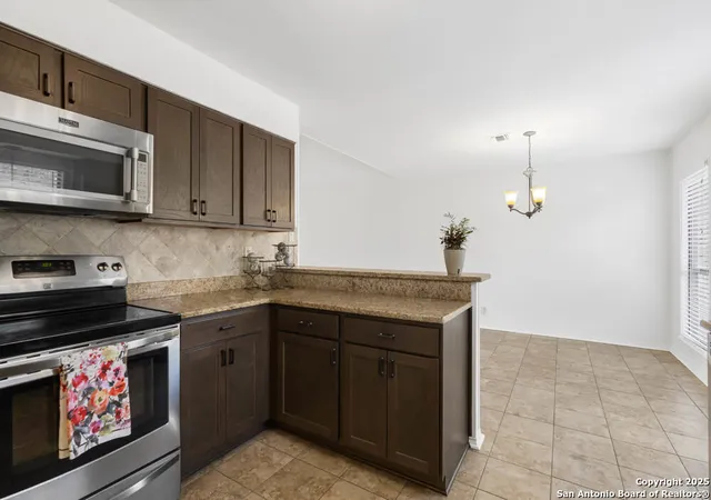5th image of 13731 Castle Grove Dr, San Antonio, TX 78231 | MLS# 1925489