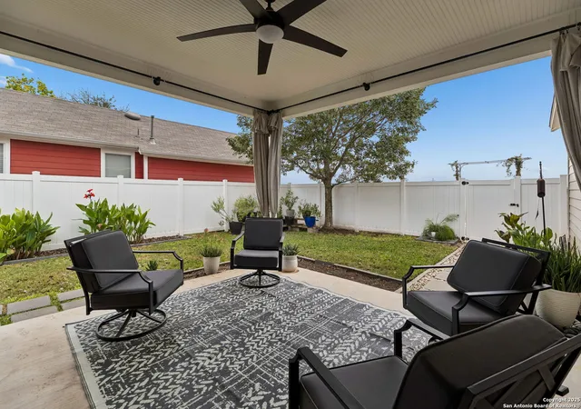 Photo 3 of Single family home for sale at 329 Newberry Trail, San Marcos, TX 78666 | MLS# 1925512 | Listing updated on 2026-01-07