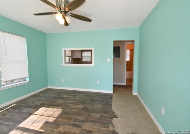 Photo 2 of Sale Pending at 1809 Arbor, San Antonio, TX 78207 | MLS# 1925527 | Listing updated on 2026-01-12