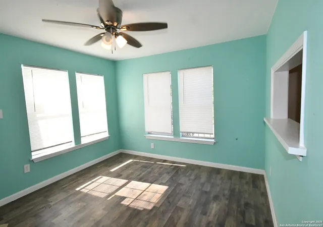 Photo 3 of Sale Pending at 1809 Arbor, San Antonio, TX 78207 | MLS# 1925527 | Listing updated on 2026-01-12