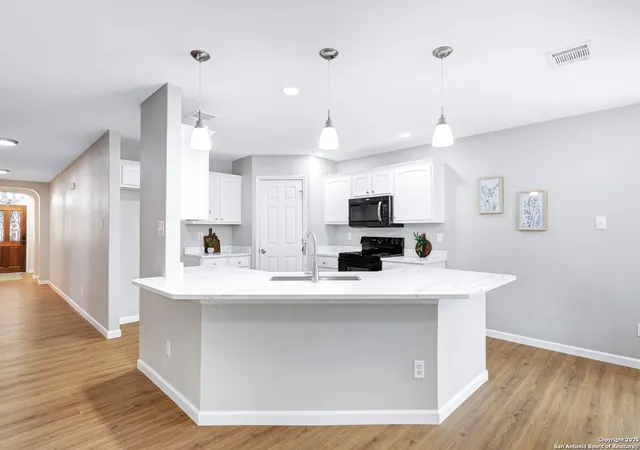 Photo 3 of Single family home for sale at 7823 Afterglow Vale, San Antonio, TX 78252 | MLS# 1925539 | Listing updated on 2025-12-10