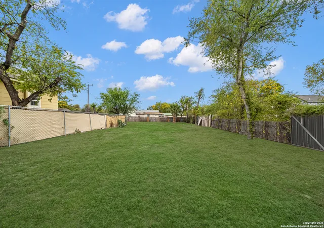 Photo 2 of Land for sale at 919 Saint Anthony, San Antonio, TX 78210 | MLS# 1925542 | Listing updated on 2026-05-12